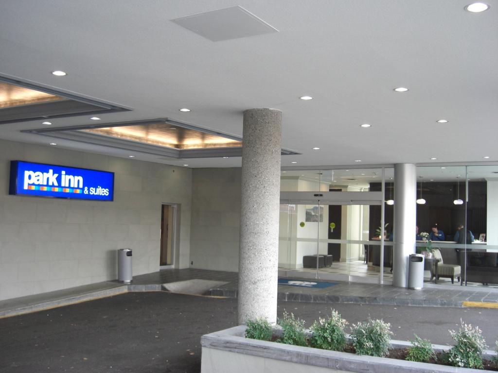 Park Inn & Suites By Radisson Ванкувер Екстер'єр фото