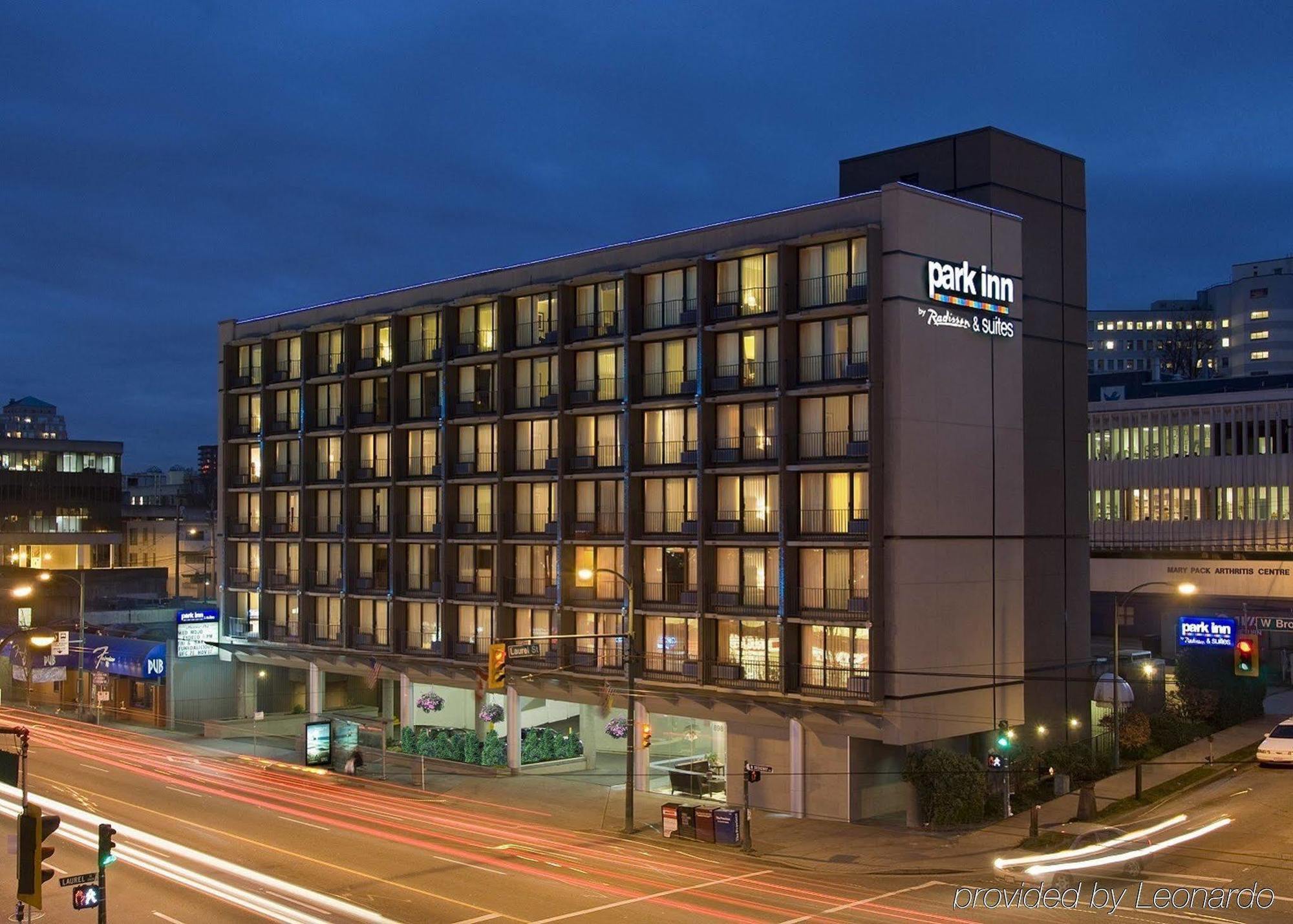 Park Inn & Suites By Radisson Ванкувер Екстер'єр фото