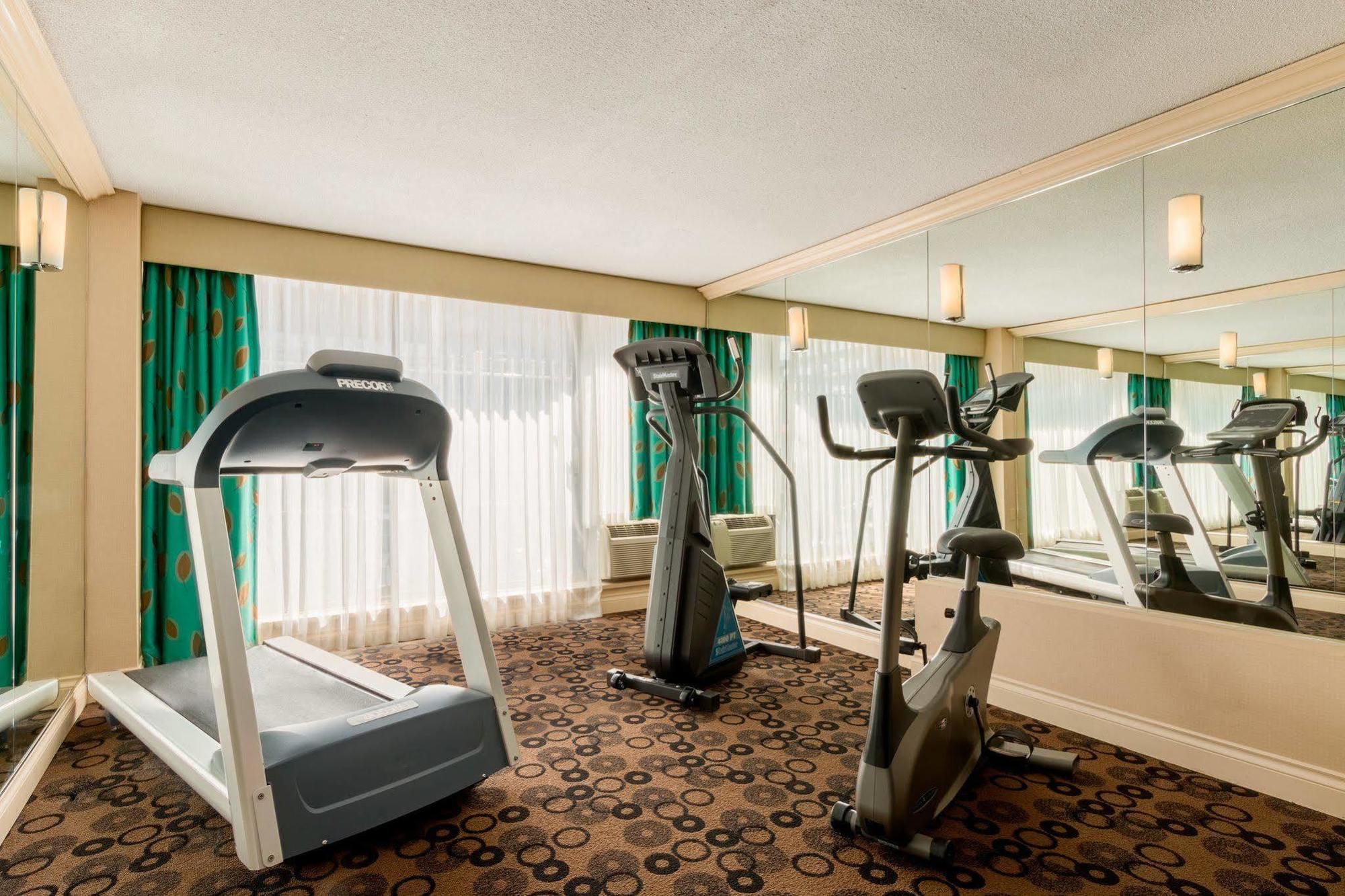 Park Inn & Suites By Radisson Ванкувер Екстер'єр фото