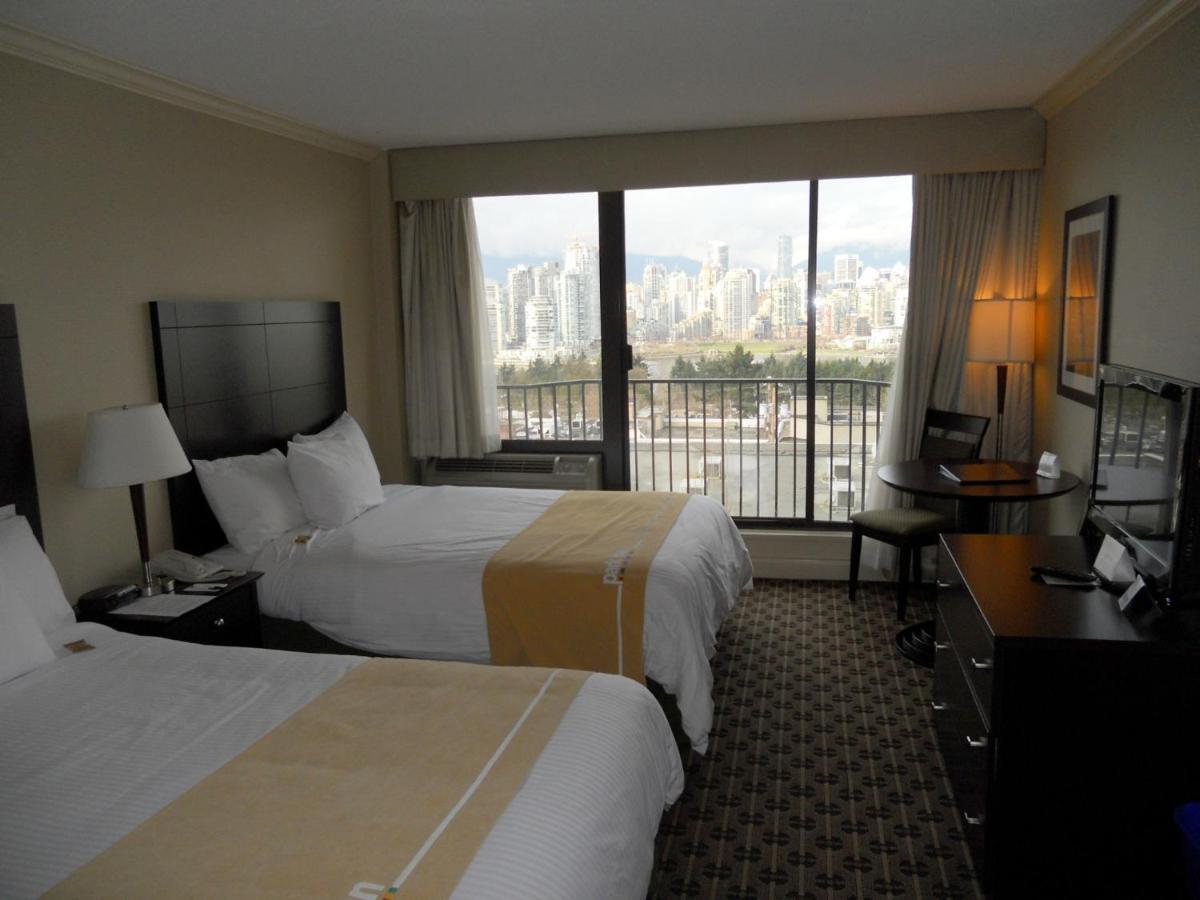 Park Inn & Suites By Radisson Ванкувер Екстер'єр фото